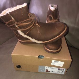 Women’s UGG Luisa Boot (Size 8)